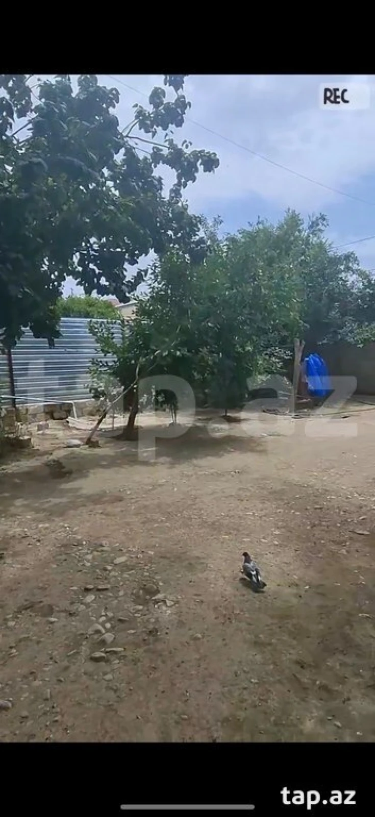 Satılır 4 otaqlı həyət evi