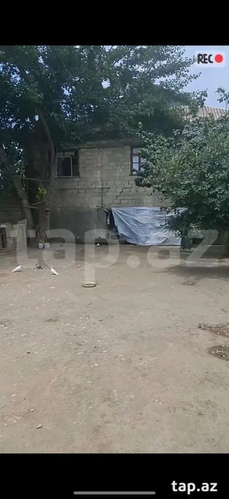 Satılır 4 otaqlı həyət evi