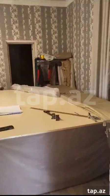 Satılır 5 otaqlı həyət evi