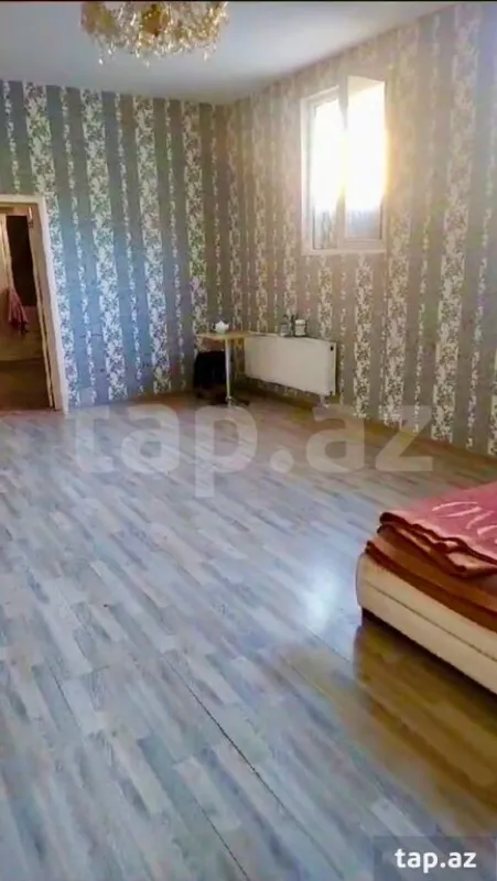 Satılır 5 otaqlı həyət evi