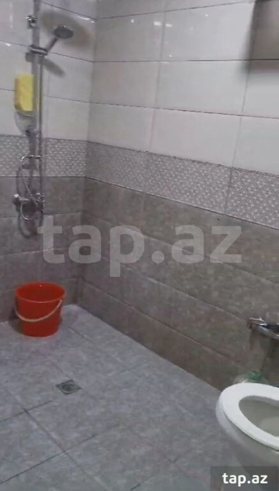 Satılır 5 otaqlı həyət evi