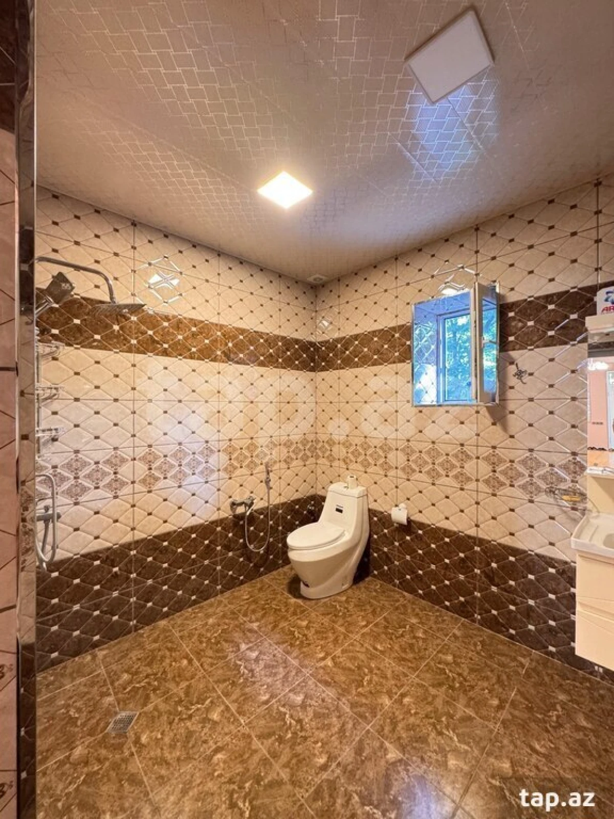 Kirayə verilir 3 otaqlı həyət evi 200 m²