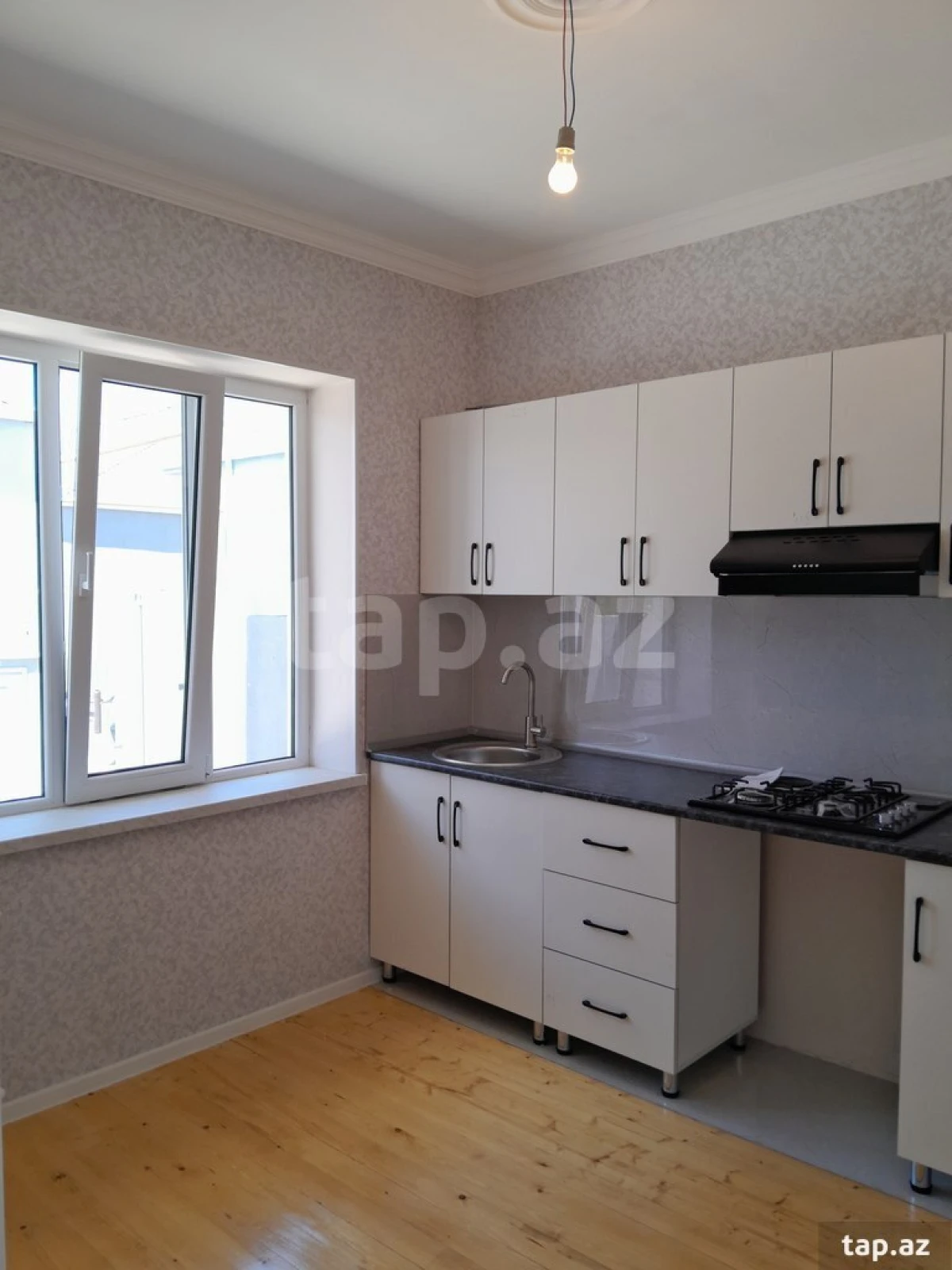 Satılır 3 otaqlı həyət evi