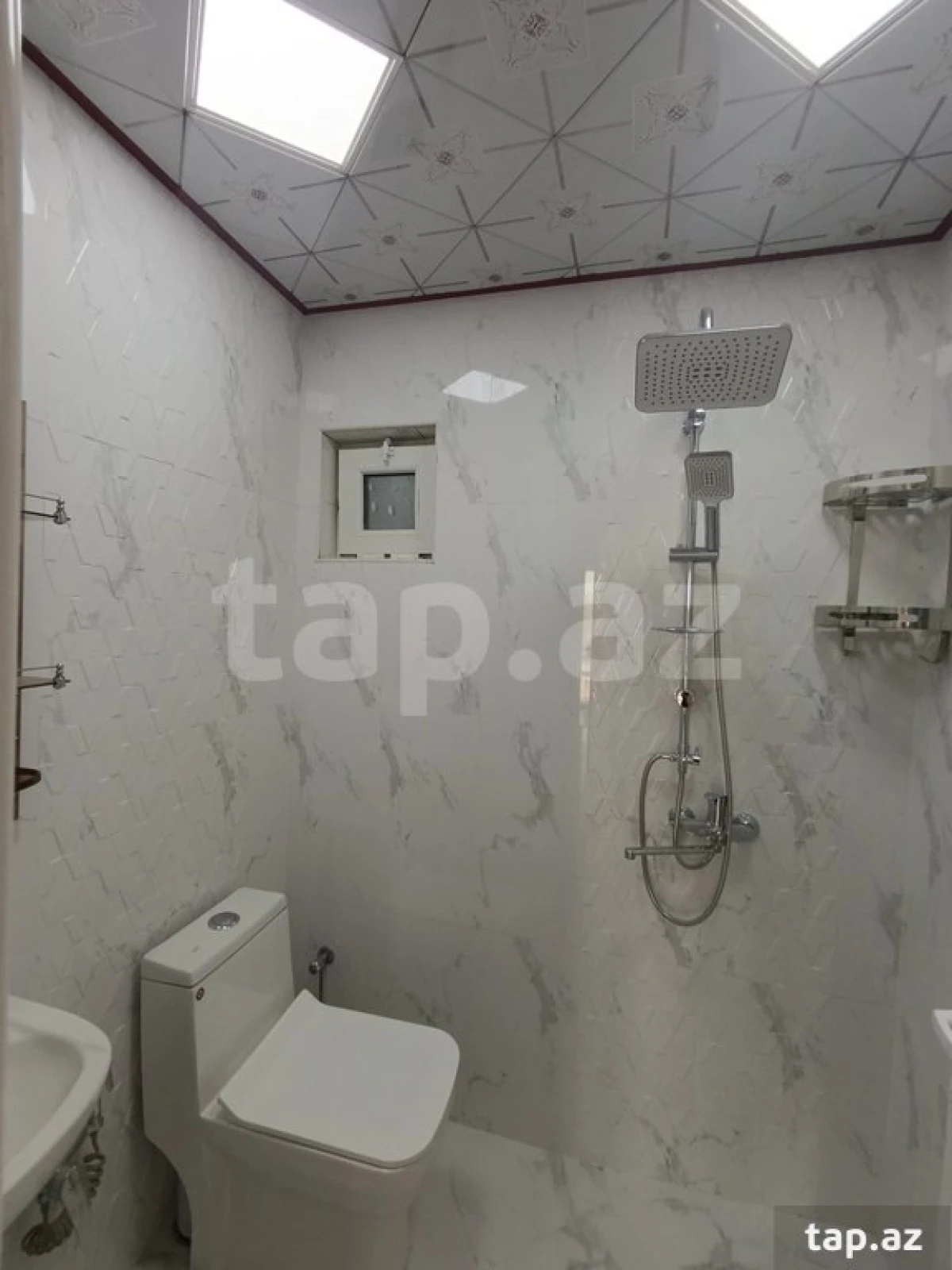 Satılır 4 otaqlı həyət evi