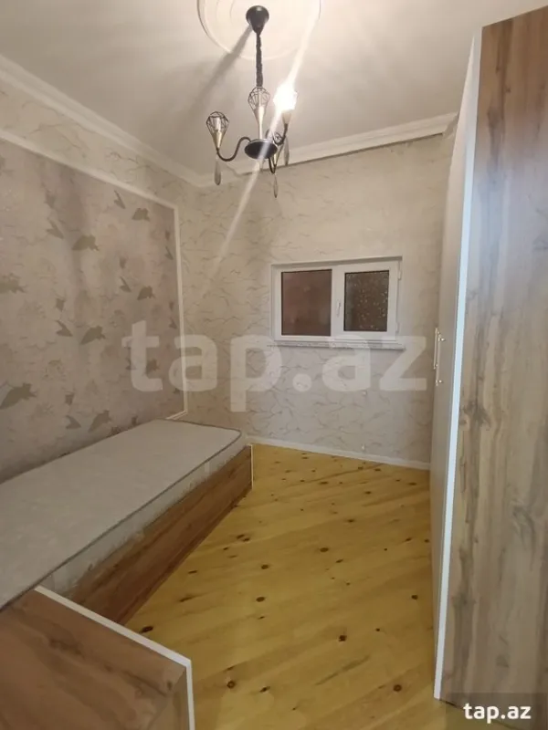 Satılır 4 otaqlı həyət evi