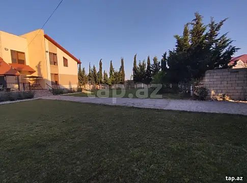 Satılır 6 otaqlı həyət evi