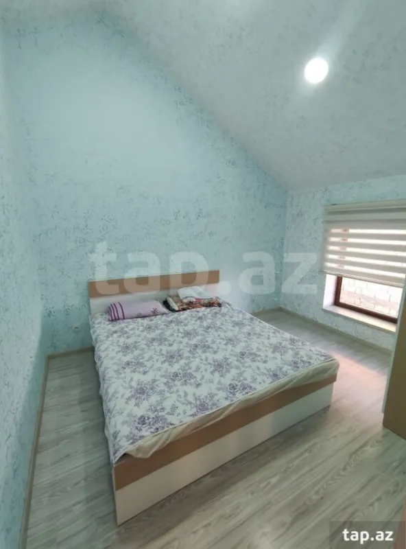 Satılır 6 otaqlı həyət evi