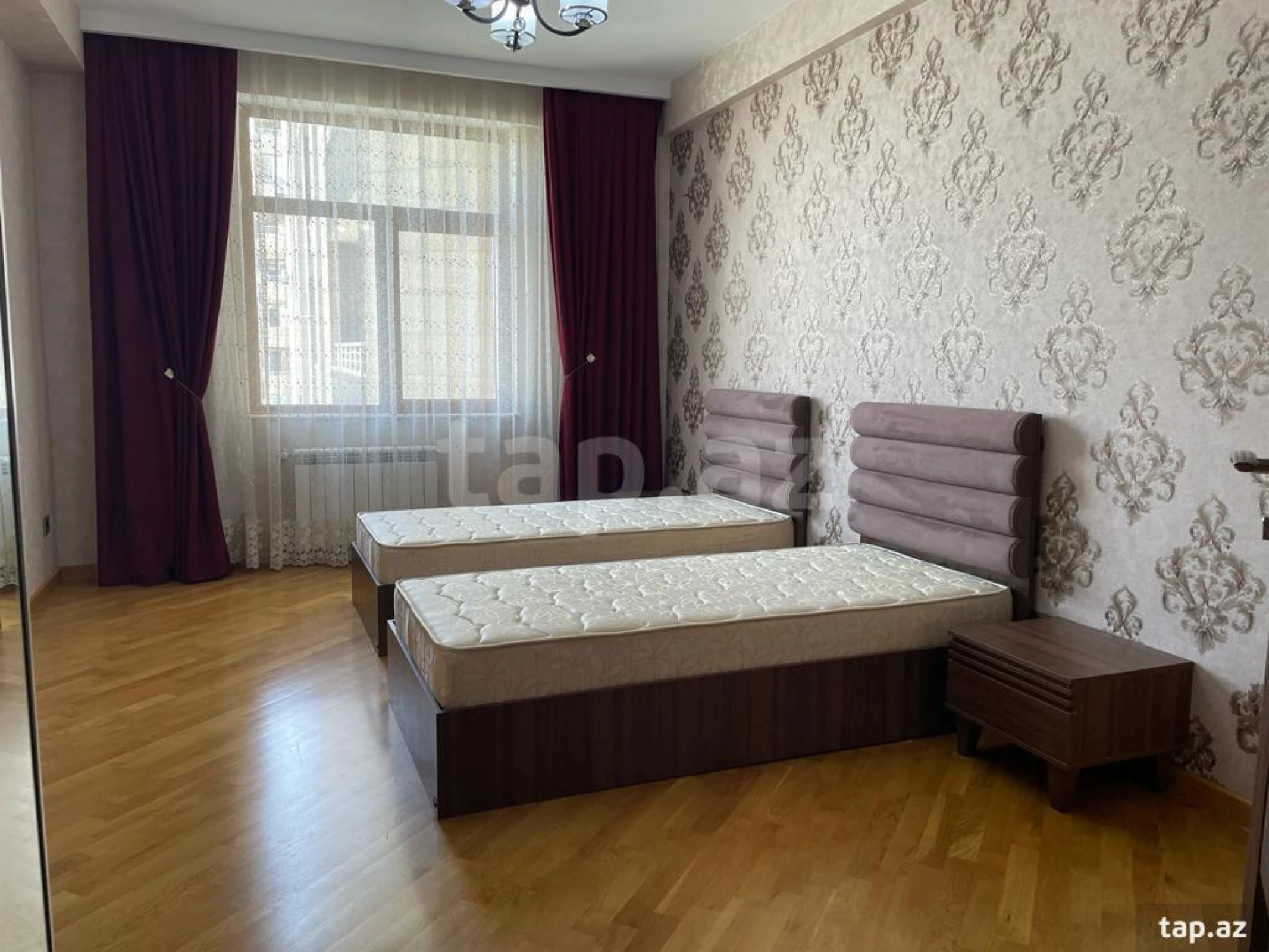 Kirayə verilir 3 otaqlı yeni tikili 145 m²