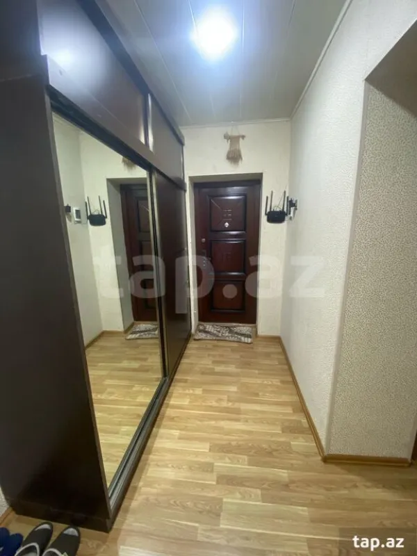 Satılır 4 otaqlı mənzil 110 m²