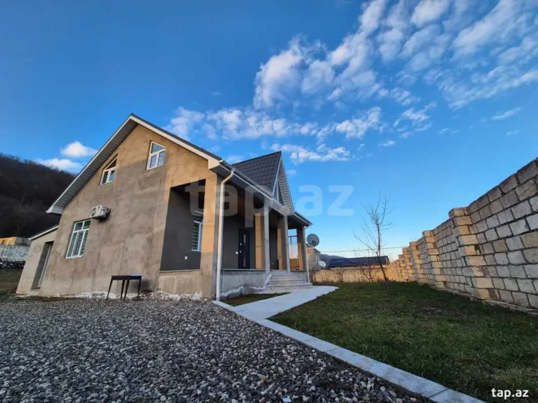 Kirayə verilir 3 otaqlı həyət evi 120 m²