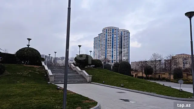 Satılır 3 otaqlı yeni tikili 135 m² — Bakı 3 otaq 135.00 m²
