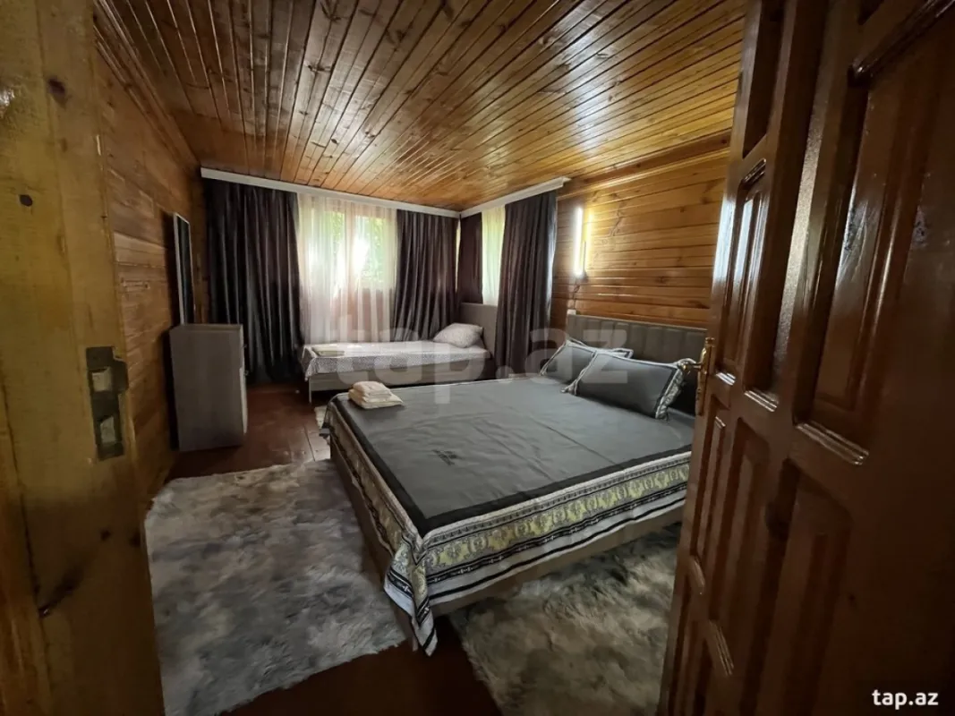 Kirayə verilir 2 otaqlı həyət evi 85 m²