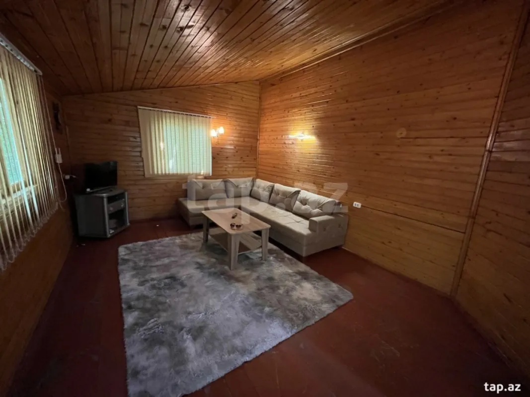 Kirayə verilir 2 otaqlı həyət evi 85 m²