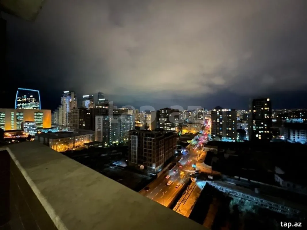 Kirayə verilir 3 otaqlı yeni tikili 100 m²