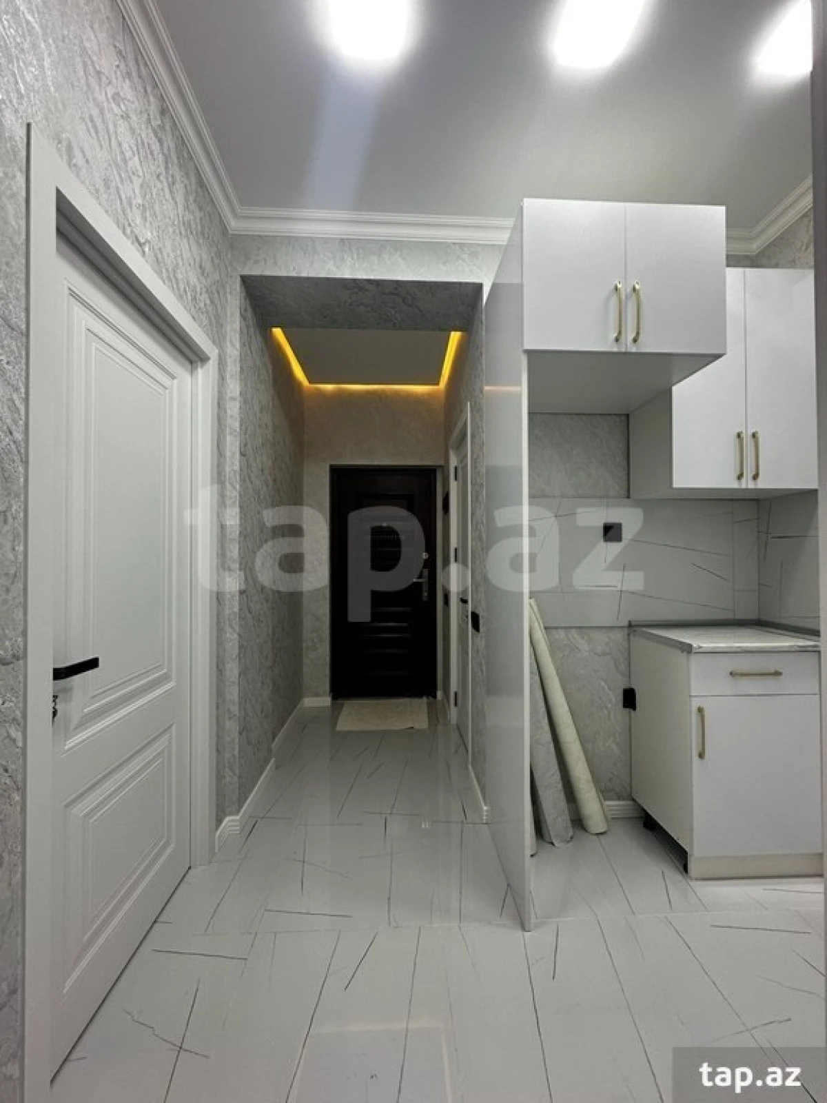Satılır 2 otaqlı yeni tikili 42 m²