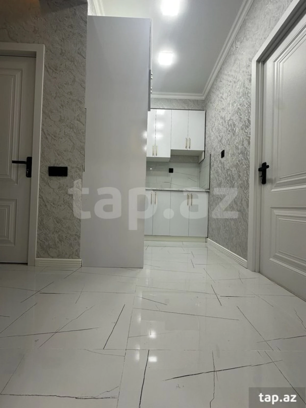 Satılır 2 otaqlı yeni tikili 42 m²