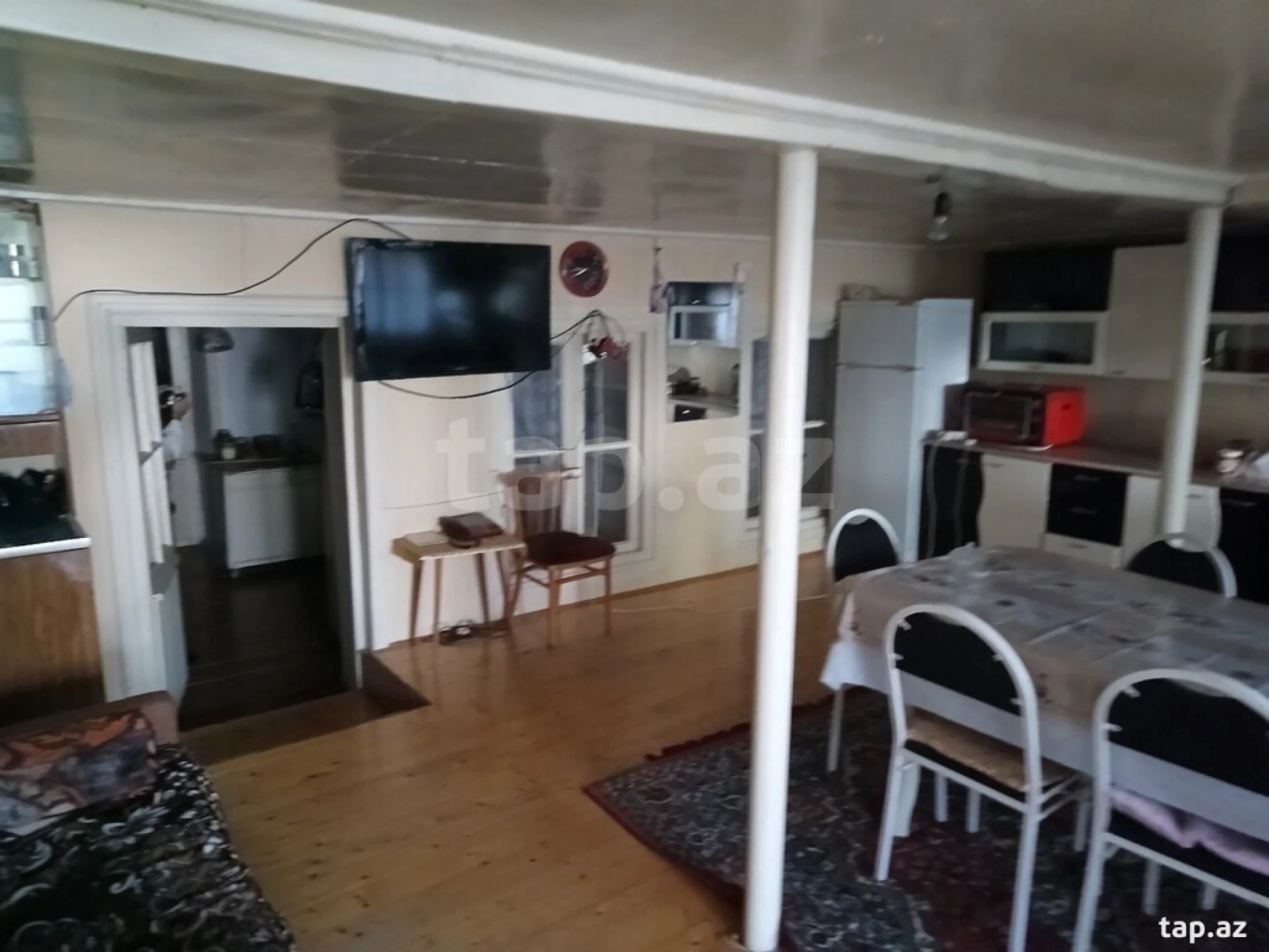 Satılır 6 otaqlı həyət evi