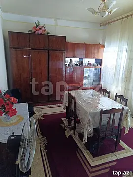 Satılır 6 otaqlı həyət evi