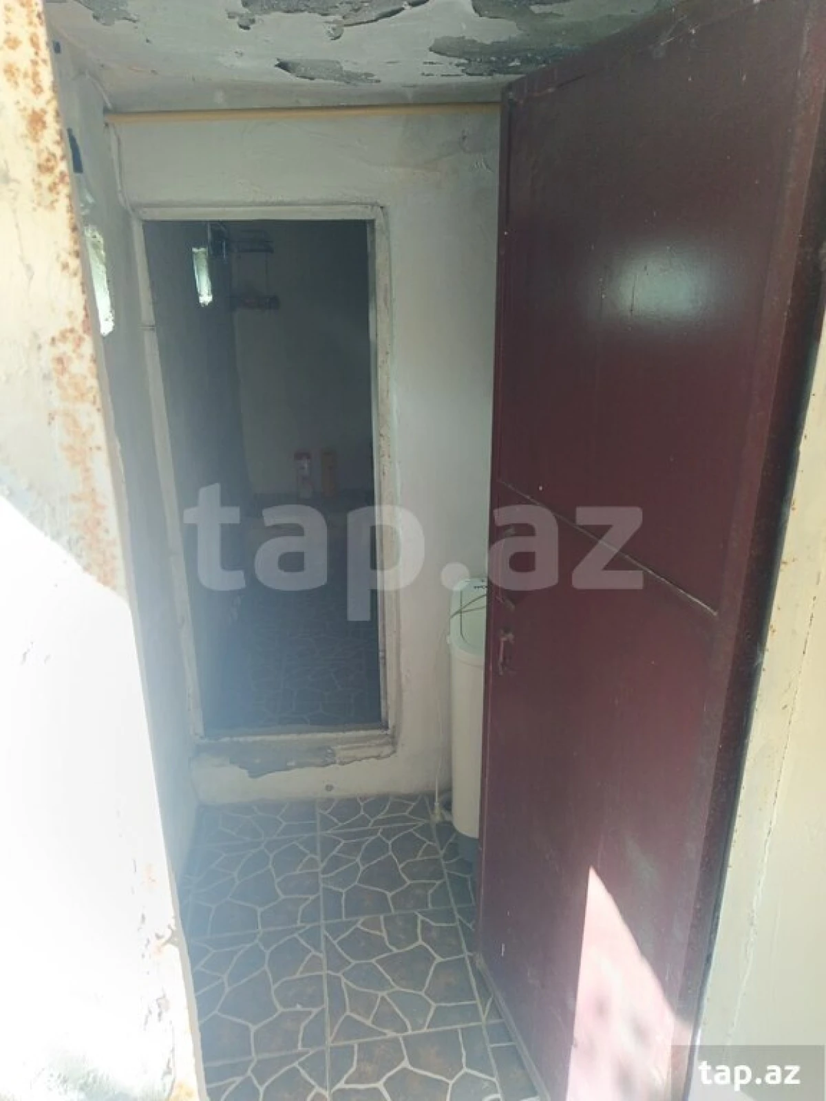 Satılır 6 otaqlı həyət evi