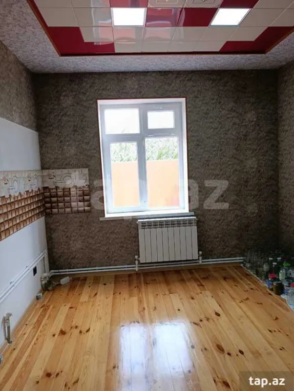 Satılır 5 otaqlı həyət evi