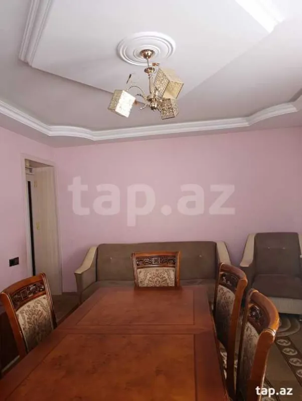 Satılır 5 otaqlı həyət evi