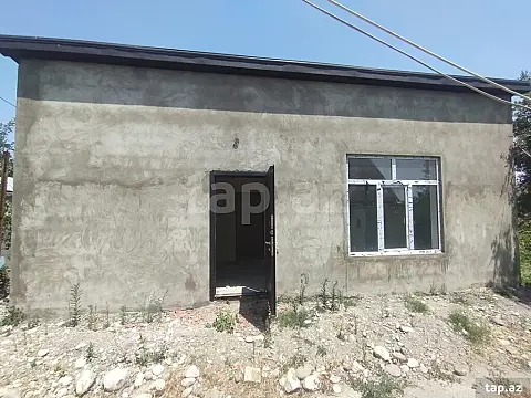 Satılır 3 otaqlı həyət evi