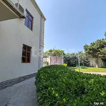 Satılır 5 otaqlı həyət evi