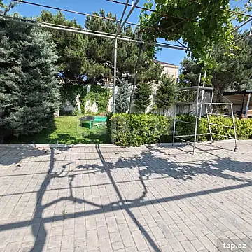 Satılır 5 otaqlı həyət evi