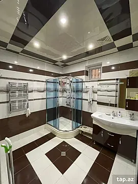 Satılır 5 otaqlı həyət evi