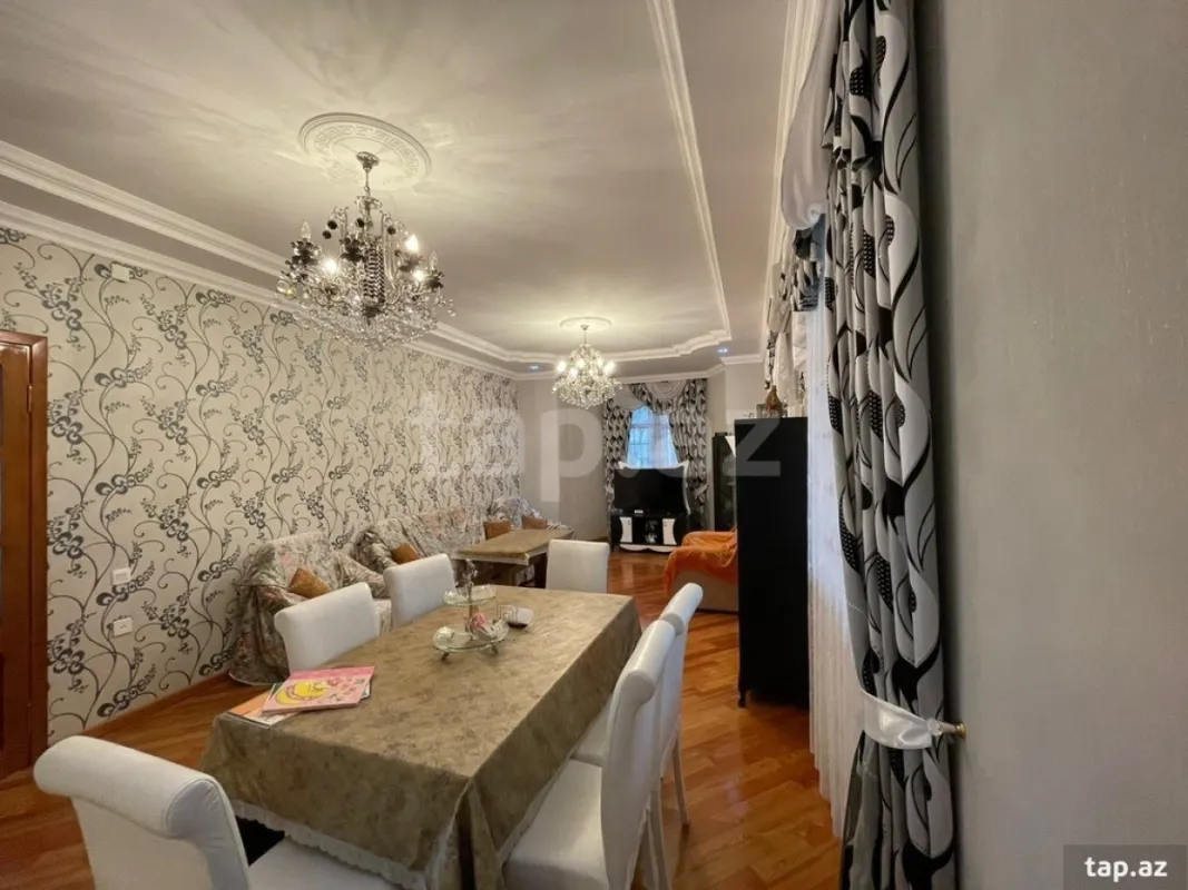 Satılır 5 otaqlı həyət evi