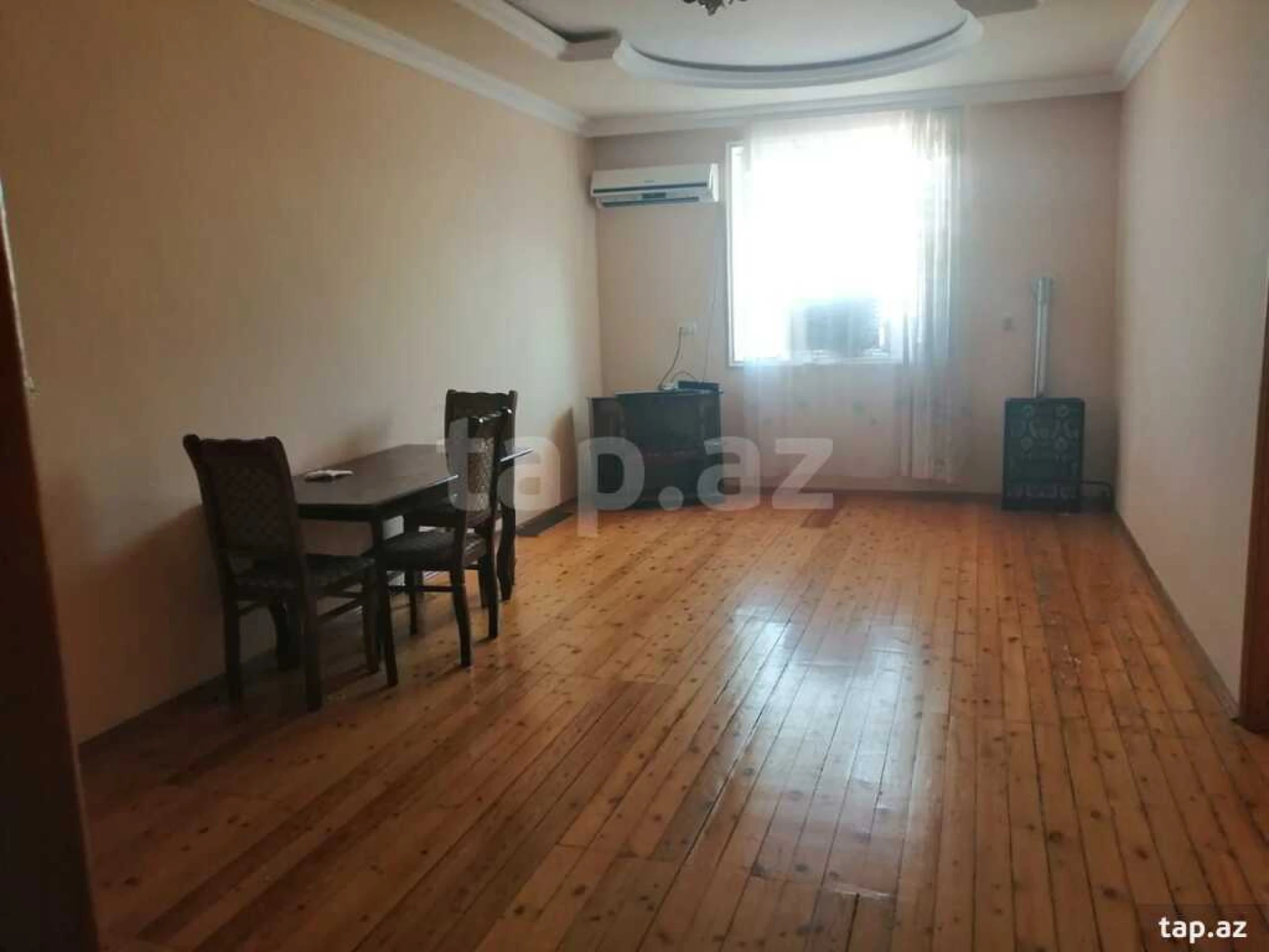 Satılır 4 otaqlı həyət evi 130 m²