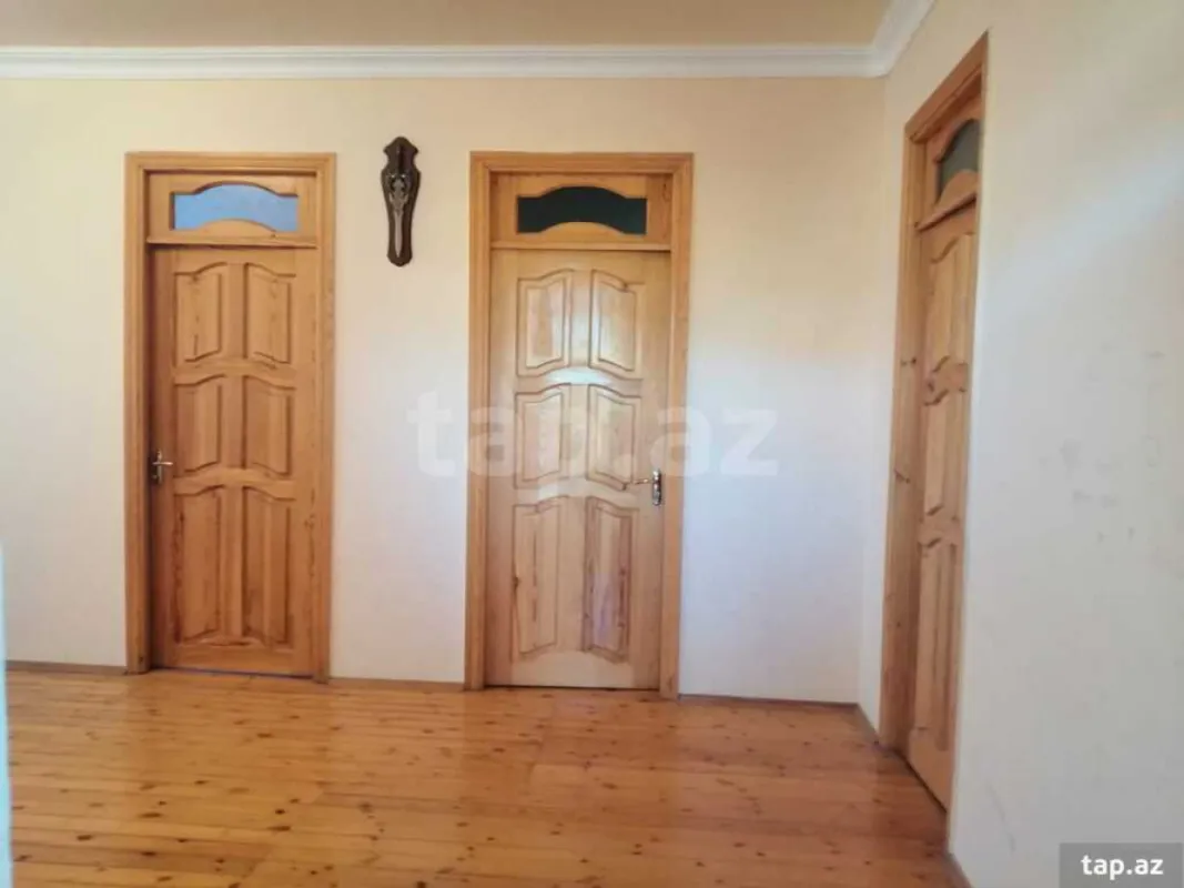 Satılır 4 otaqlı həyət evi 130 m²