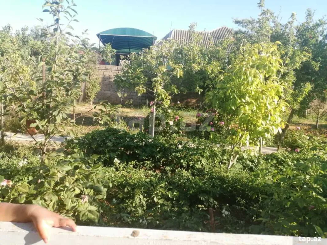 Satılır 4 otaqlı həyət evi 130 m²