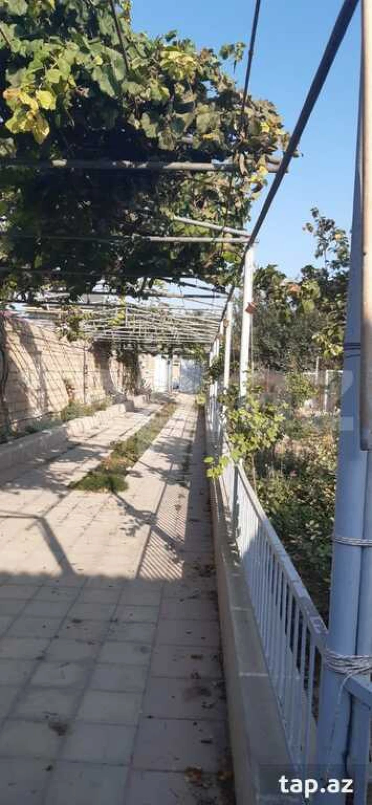 Satılır 4 otaqlı həyət evi 130 m²