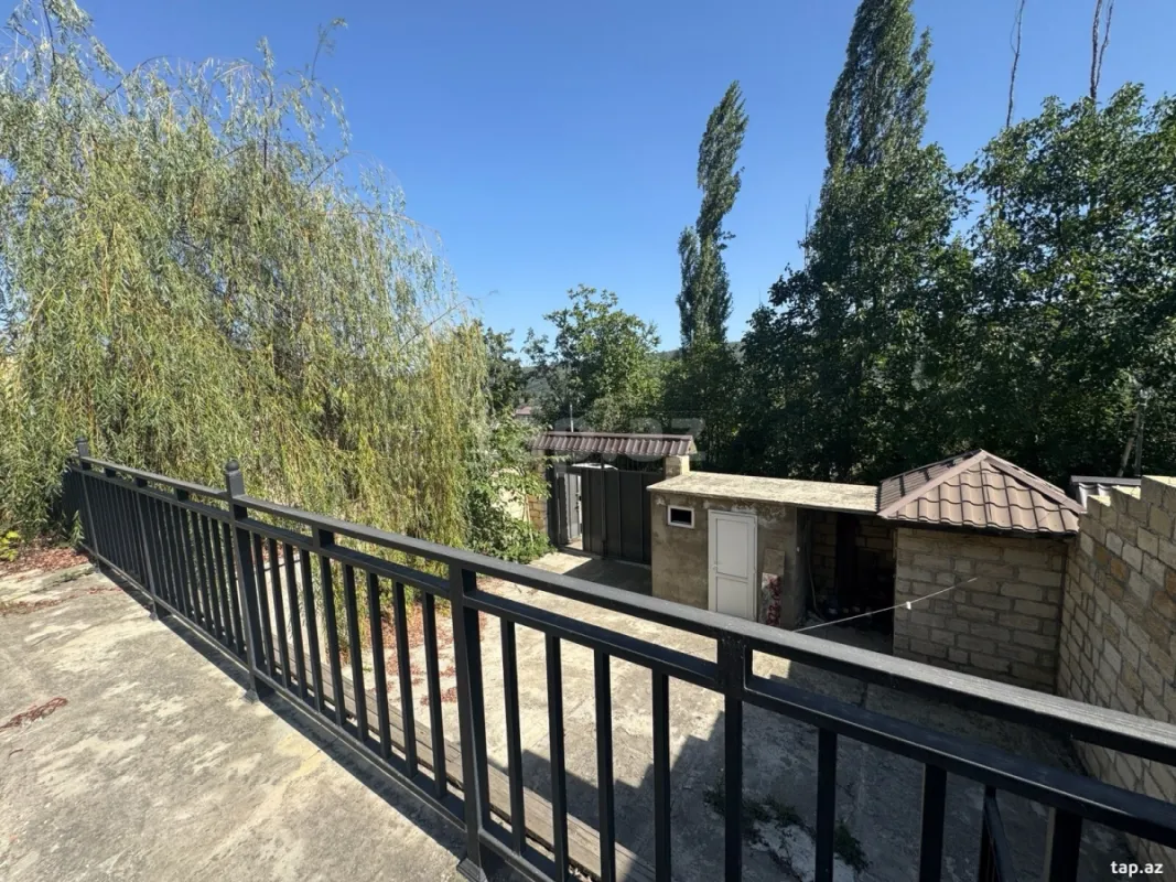 Satılır 2 otaqlı həyət evi