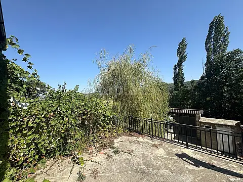 Satılır 2 otaqlı həyət evi