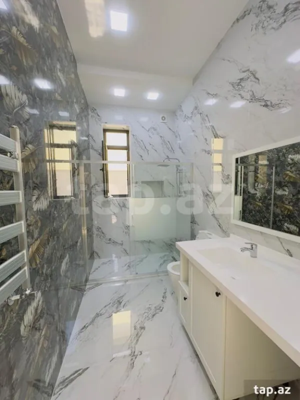 Satılır 5 otaqlı həyət evi