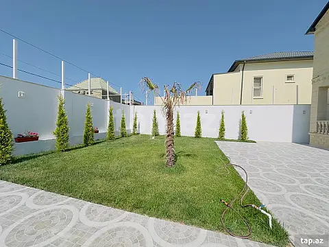 Satılır 5 otaqlı həyət evi