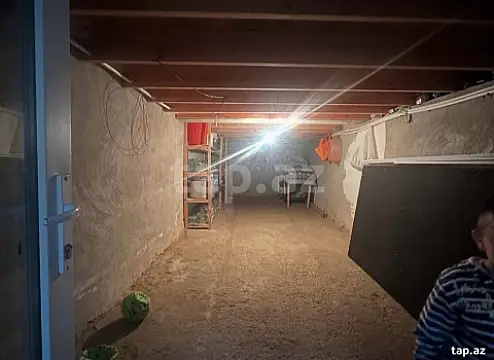 Satılır 4 otaqlı həyət evi