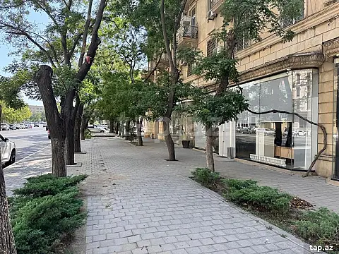 Satılır obyekt — Bakı, Yasamal