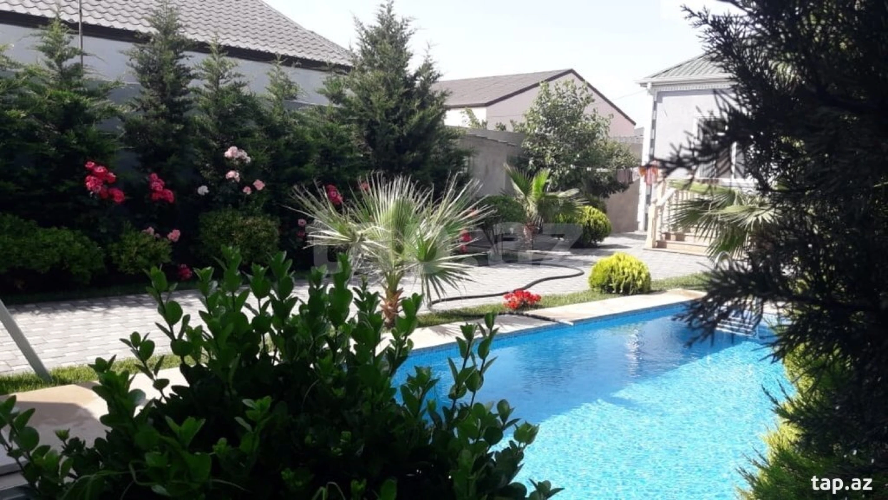 Kirayə verilir 4 otaqlı həyət evi