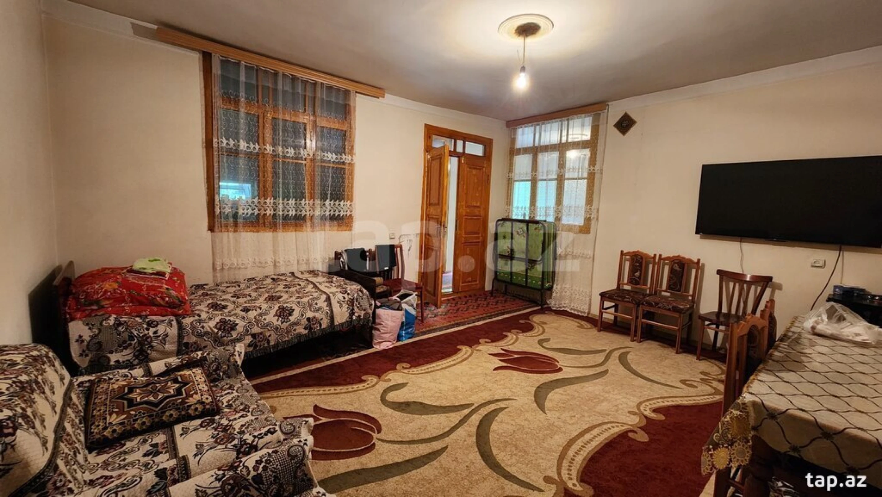 Satılır 5 otaqlı həyət evi