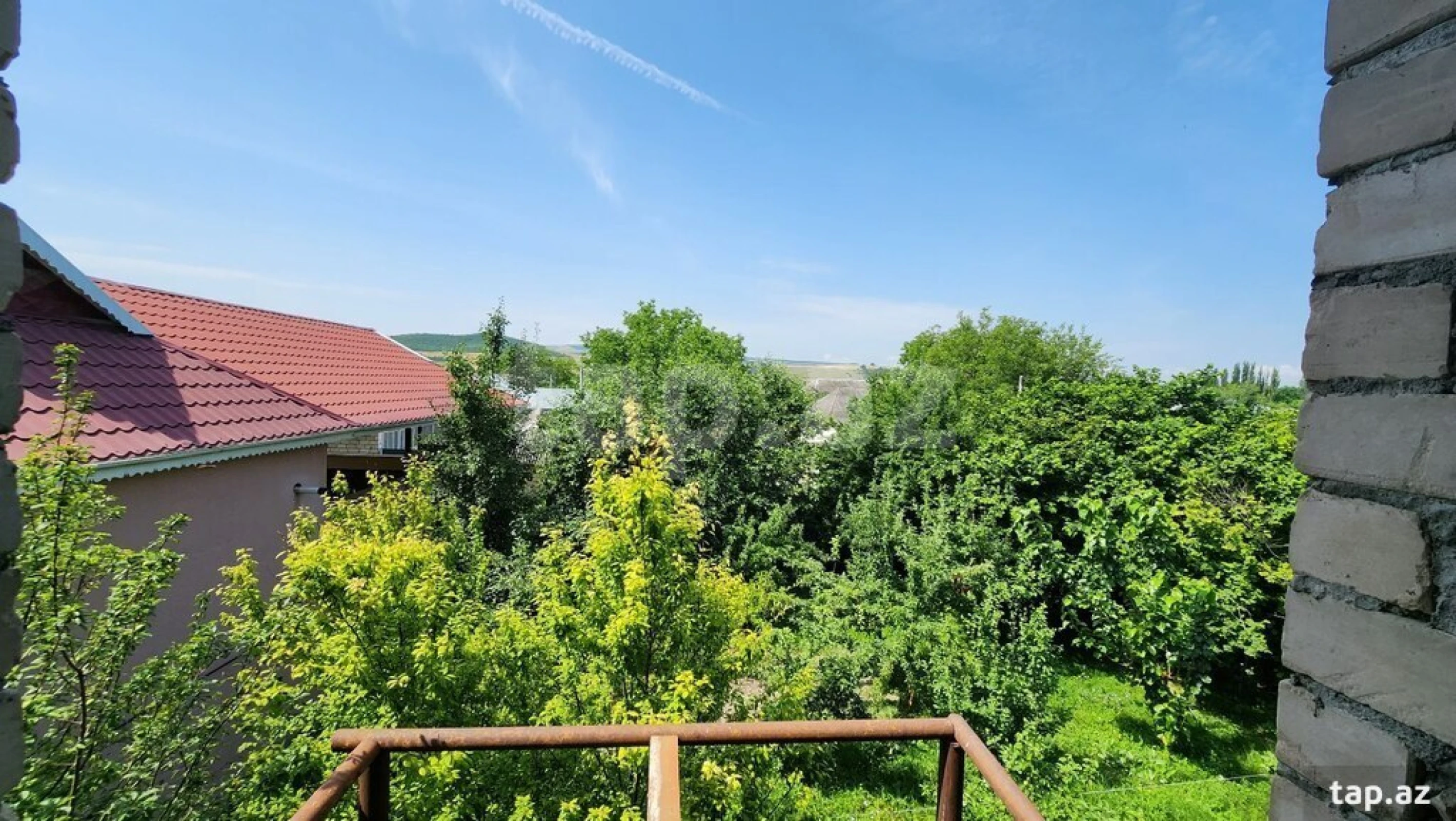 Satılır 5 otaqlı həyət evi