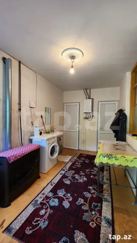 Satılır 5 otaqlı həyət evi