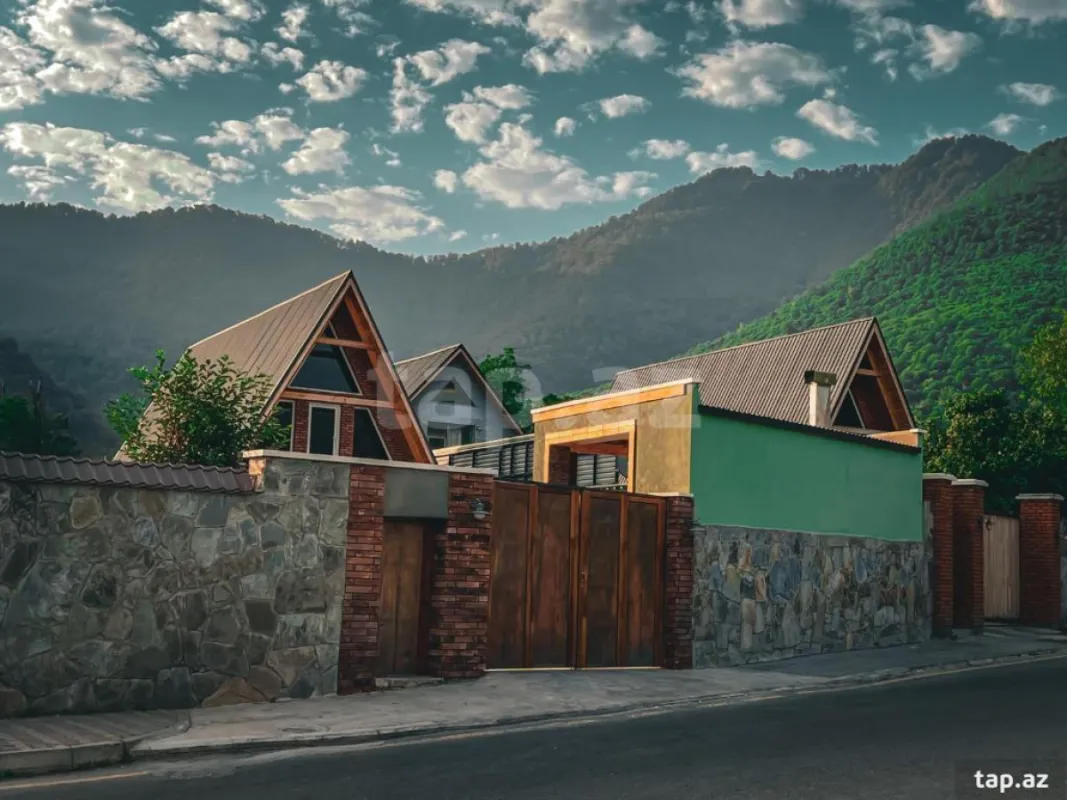 Kirayə verilir 4 otaqlı həyət evi