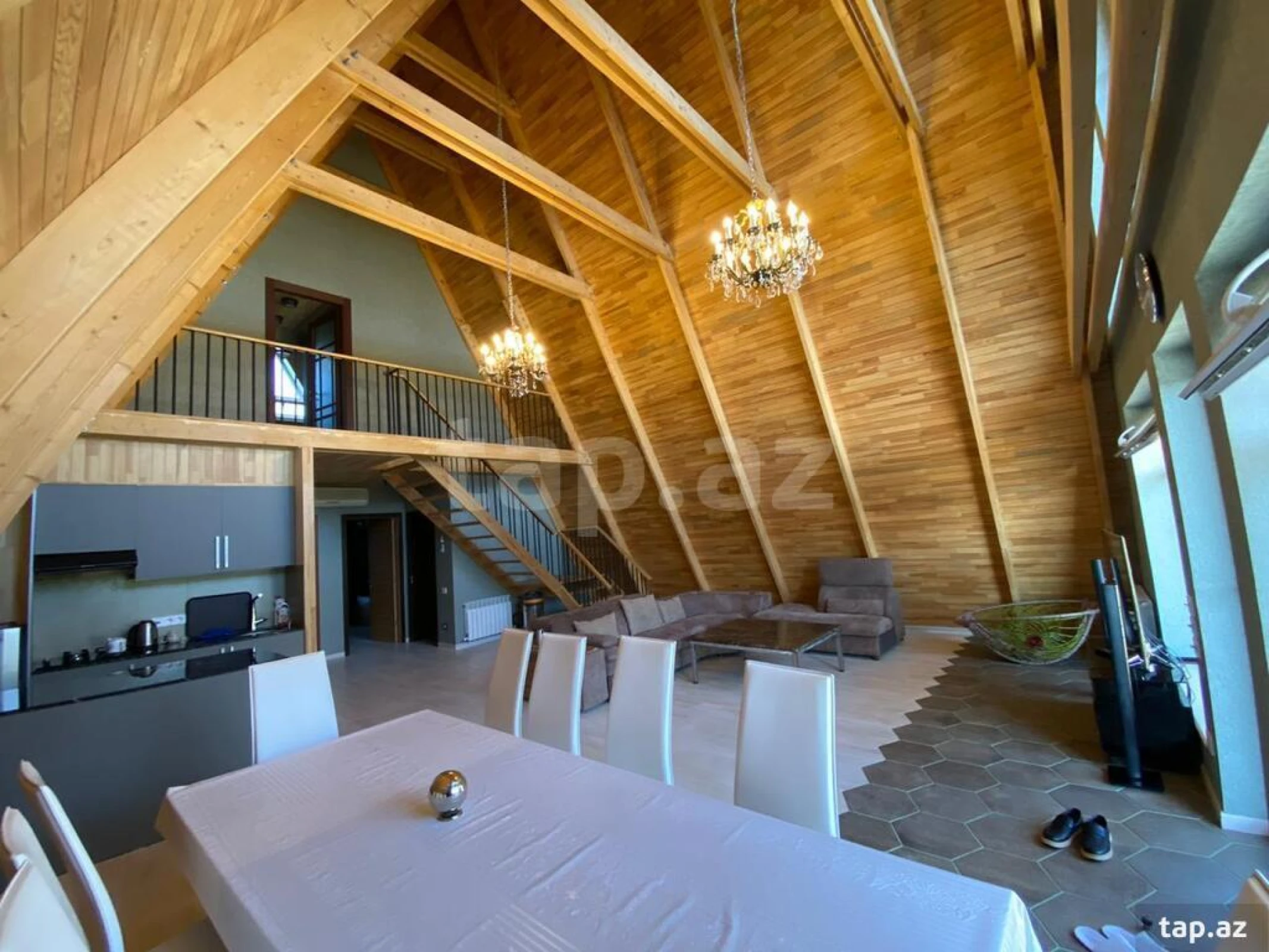 Kirayə verilir 4 otaqlı həyət evi