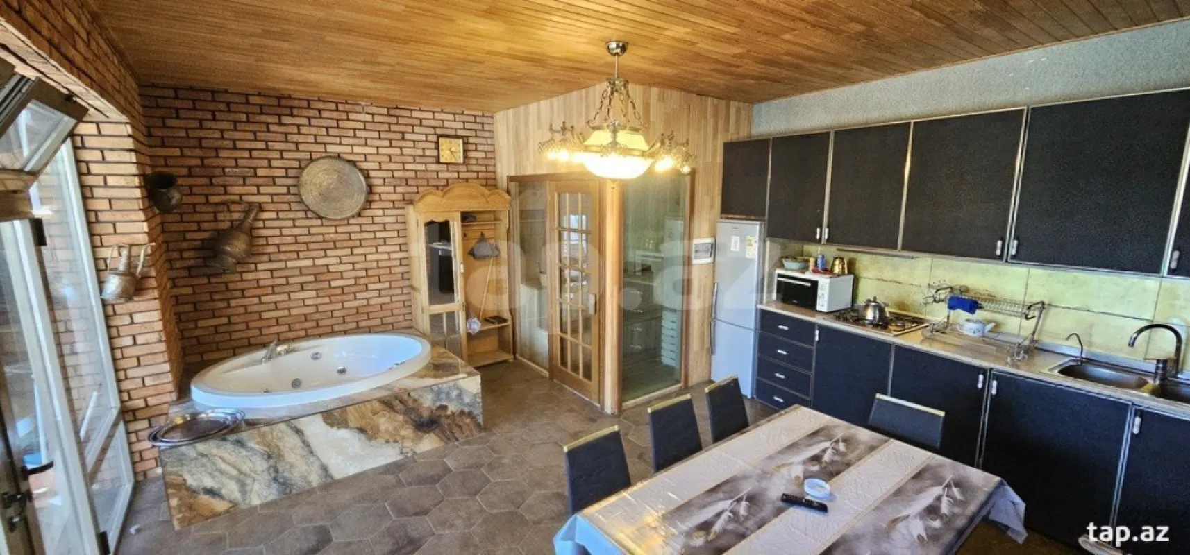 Kirayə verilir 4 otaqlı həyət evi