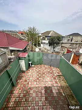 Satılır 4 otaqlı həyət evi