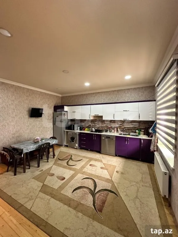 Satılır 4 otaqlı həyət evi