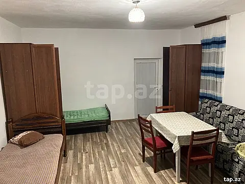 Kirayə verilir 1 otaqlı həyət evi